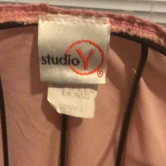 Top - Picture 4 of 4